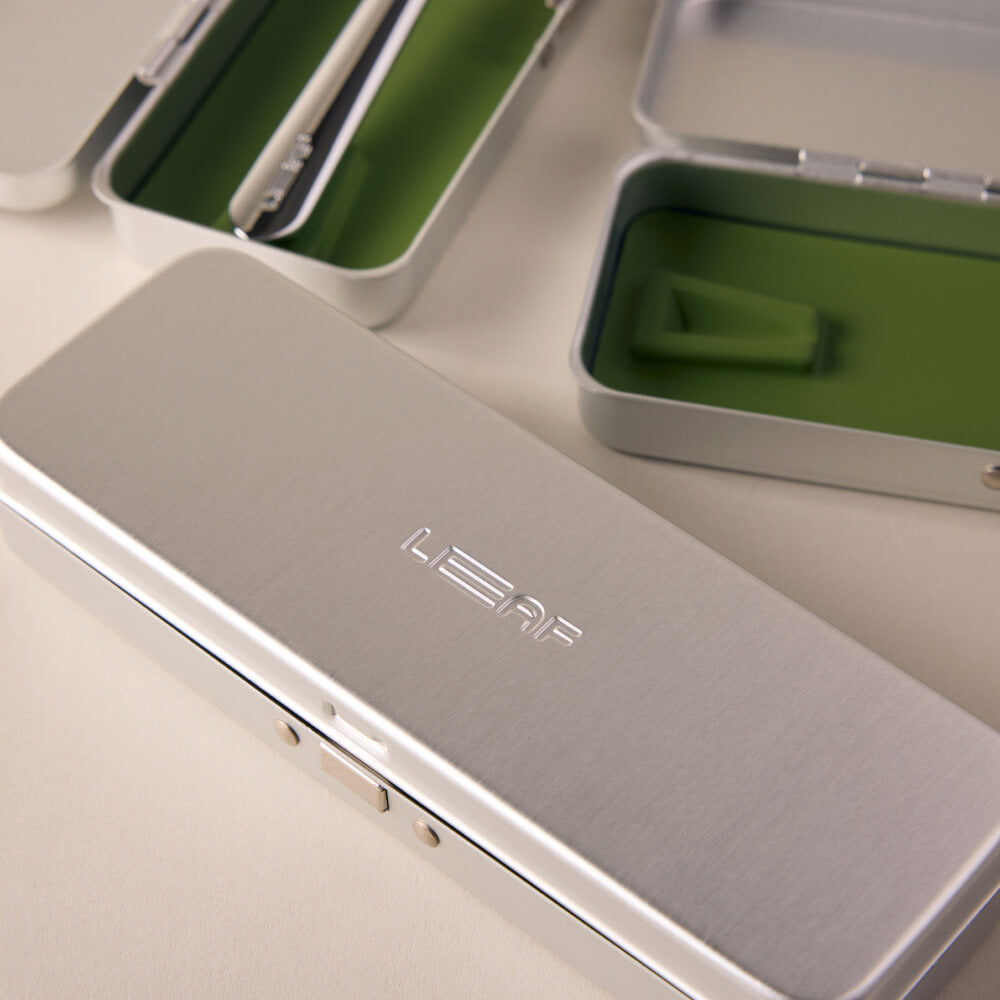 Leaf Razor Case